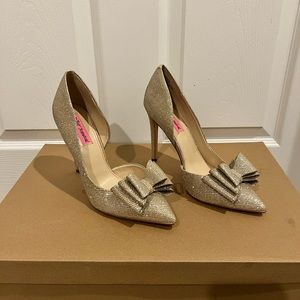 Betsey Johnson Pumps
